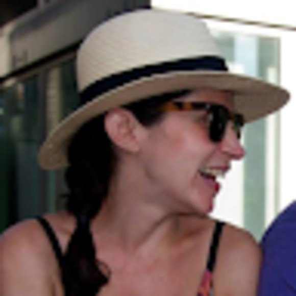 Meet your Posher, Vanessa fernandez - Picture 1 of 1